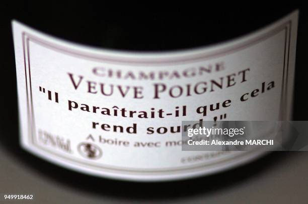 Champagne La Veuve Poignet.