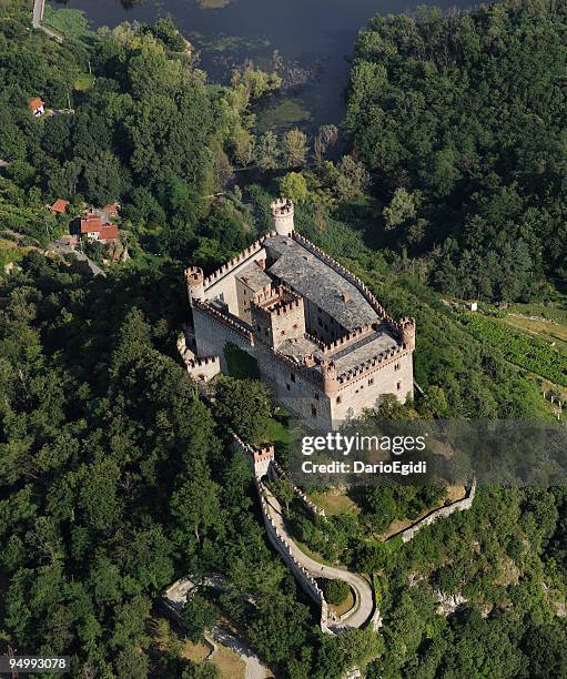 aerial view of montalto dora castle, turin, italy - montalto dora stock pictures, royalty-free photos & images