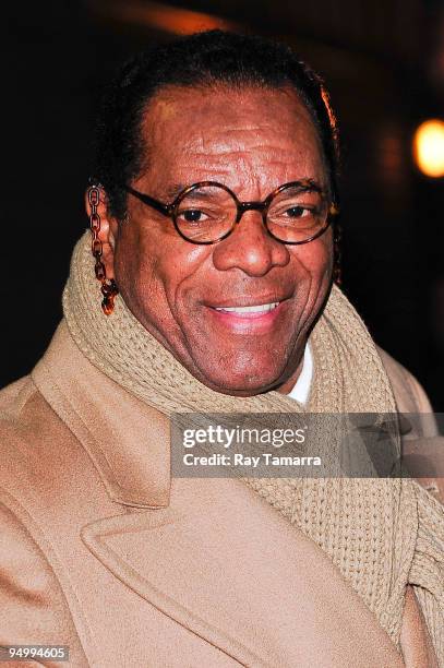 Actor John Witherspoon visits the "Late Show With David Letterman" at the Ed Sullivan Theater on December 21, 2009 in New York City.