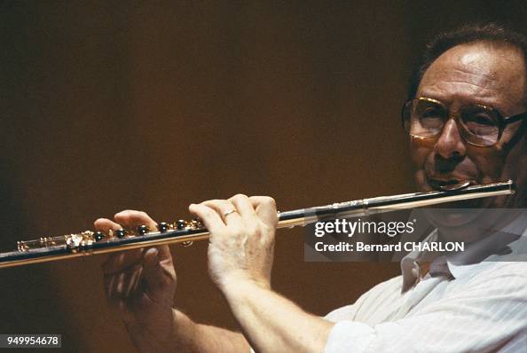 Pierre Rampal Le flûtiste Jean-Pierre Rampal lors d'un concert à Paris le 2 octobre ...