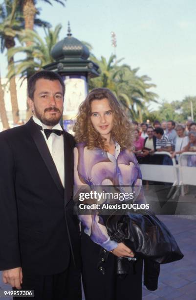 Jean-Jacques Beineix et Isabelle Pasco au Festival de Cannes le 10 mai 1989, France.