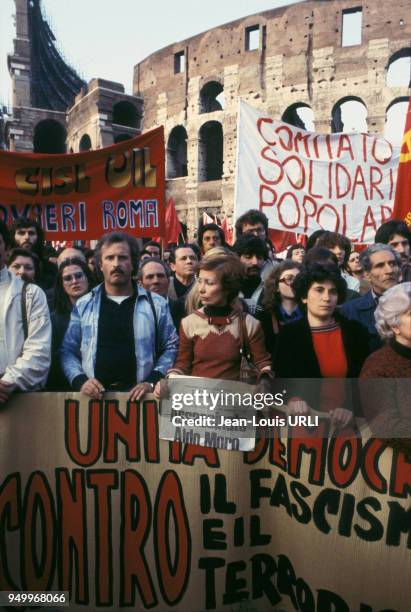 Les Brigades Rouges 1,848 Red Brigades Stock Photos, High-Res Pictures, and Images - Getty ...