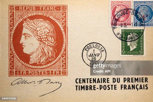 Carte postale célébrant le centenaire du premier timbre-poste français, le 1er janvier 1949, France.