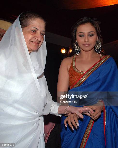 101 Sandhya (Actress) Photos & High Res Pictures - Getty Images