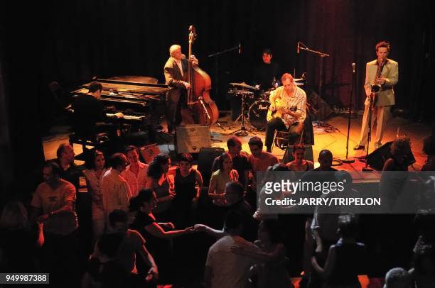 Apero Swing Jazz party at Le Divan Du Monde live music club and bar, Montmartre area, 18 th district in Paris, Ile de France region, France.