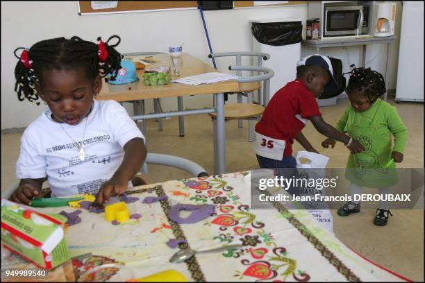 Cite Escale Sainte-Monique. At L'Escale, children learn to play again.