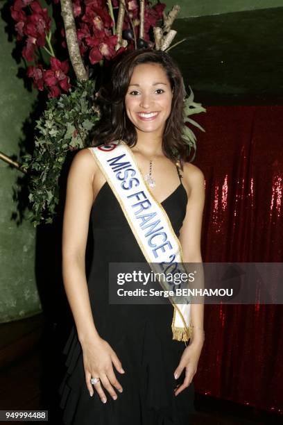 401 Cindy Fabre Photos Stock Photos, High-Res Pictures, and Images