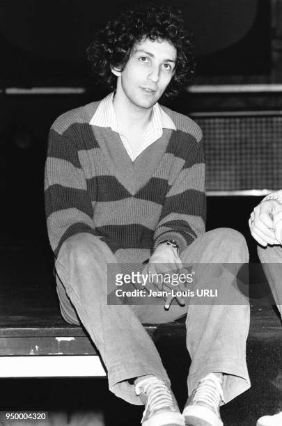 Portrait du compositeur-auteur et interprète français Michel Berger lors de la présentation à la presse de son opéra "Starmania" le 3 avril 1979 à...