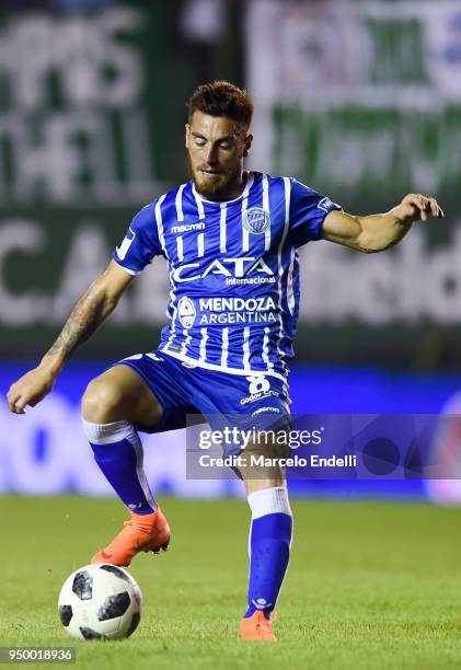 Angel Gonzalez of Godoy Cruz drives the ball during a match between Banfield and Godoy Cruz as part of Argentina Superliga 2017/18 at Florencio Sola...