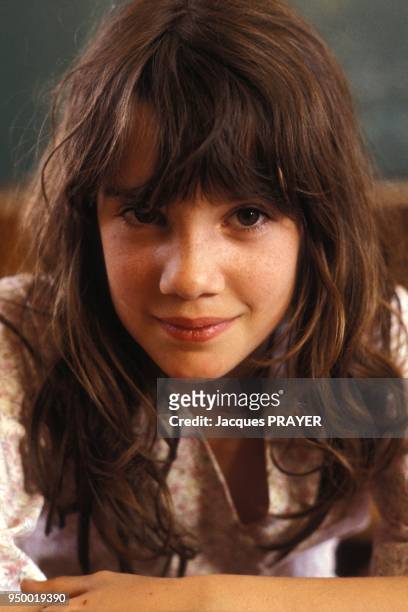 Mara Goyet pendant le tournage du film de Jacques Doillon 'La vie de famille' en juillet 1984 en France.