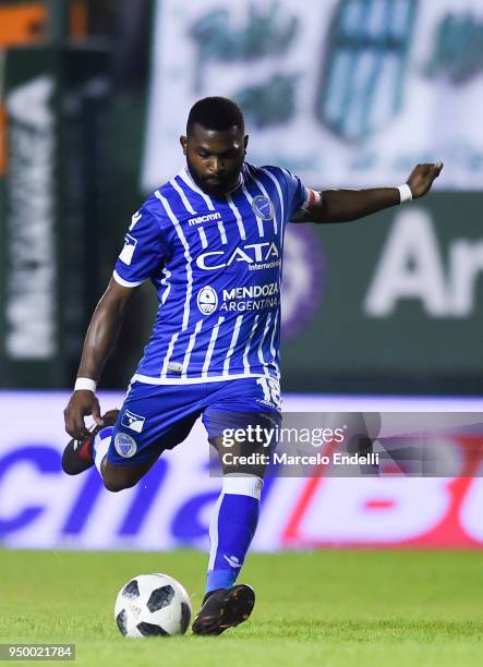 Santiago Garcia of Godoy Cruz kicks the ball during a match between Banfield and Godoy Cruz as part of Argentina Superliga 2017/18 at Florencio Sola...