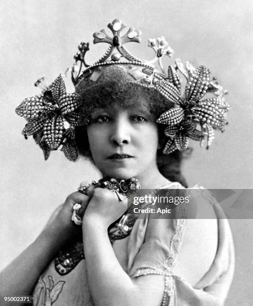 Sarah Bernhardt in the role of Melissinde 'La Princesse Lointaine' or Faraway Princess by Edmond Rostand, Theatre de la Renaissance 1895.