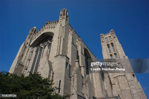 university of chicago - south lawn stock pictures, royalty-free photos & images