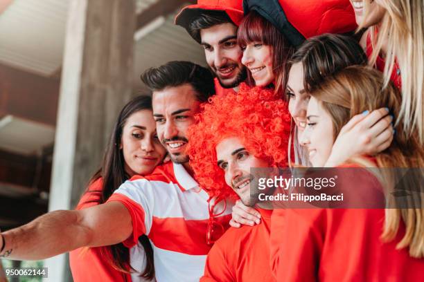 fans at stadium together - awards party 2018 stock pictures, royalty-free photos & images