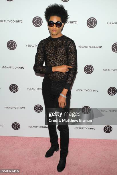 JaMaal Buster attends Beautycon Festival NYC 2018 - Day 2 at Jacob Javits Center on April 22, 2018 in New York City.