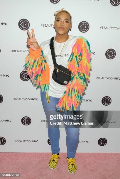 HeFlawless attends Beautycon Festival NYC 2018 - Day 2 at Jacob Javits Center on April 22, 2018 in New York City.