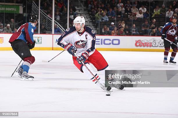 Rick Nash of the Columbus Blue Jackets skates against the Colorado Avalanche at the Pepsi Center on December 19, 2009 in Denver, Colorado. The...