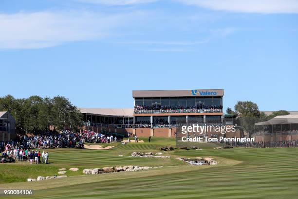 General view of the 18th green during the final round of the Valero Texas Open at TPC San Antonio AT&T Oaks Course on April 22, 2018 in San Antonio,...