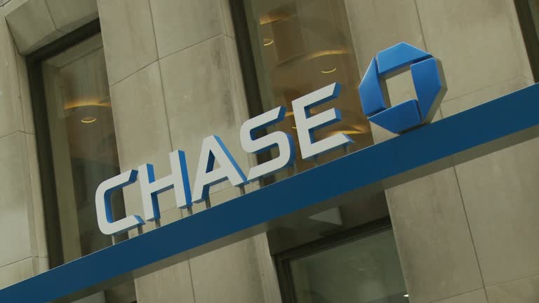 Bak Sign 351 Chase Bank Sign Stock Videos, Footage, & 4K Video Clips - Getty Images