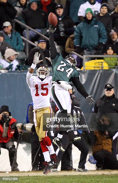 Cornerback Sheldon Brown of the Philadelphia Eagles knocks down a pass intended for wide receiver Michael Crabtree of the San Francisco 49ers during...