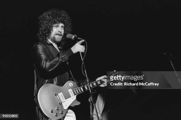 Jeff Lynne of Electric Light Orchestra performs live at The Winterland Ballroom in 1977 in San Francisco, California.