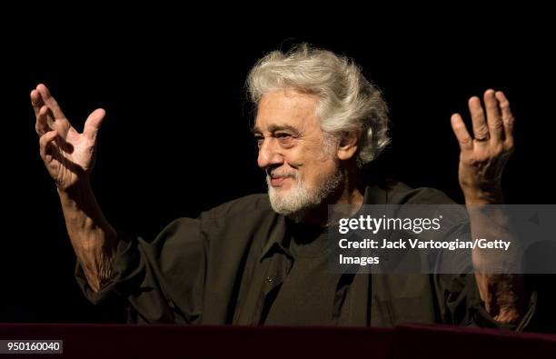 Spanish tenor and conductor Placido Domingo takes a bow as he conducts the final dress rehearsal prior to the season premiere of the Metropolitan...