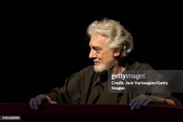 Spanish tenor and conductor Placido Domingo takes a bow as he conducts the final dress rehearsal prior to the season premiere of the Metropolitan...