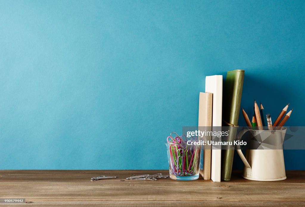 Desk.