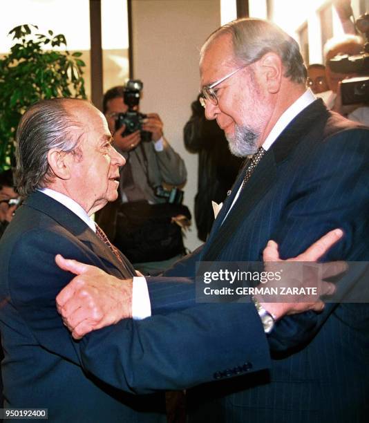 Ecuadorian President Gustavo Noboa is greeted by Andres Zaldivar , president of Chilean Senate, in Valparaiso, Chile, 07 November 2000. Noboa...