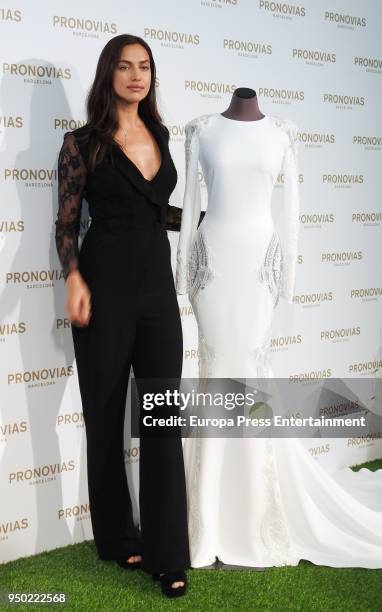 Irina Shayk poses during a photocall for the Pronovias Bridal fitting for Barcelona Bridal Week 2018 on April 22, 2018 in Barcelona, Spain.