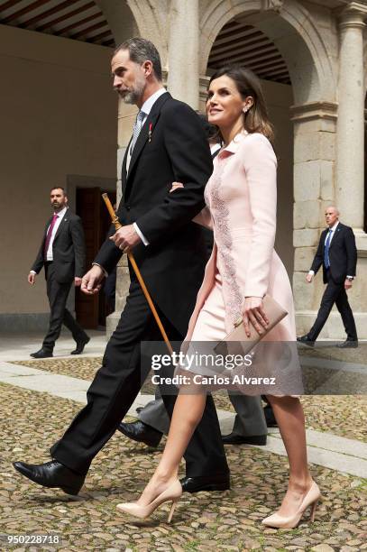 King Felipe VI of Spain and Queen Letizia of Spain attend the 'Miguel de Cervantes 2017Õ Award, given to Nicaraguan author Sergio Ramirez at the...