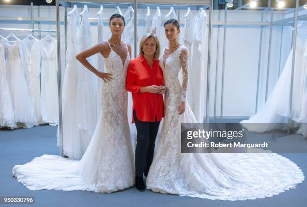 Daniela Braga, Designer Rosa Clara and Bruna Lirio pose backstage during a Rosa Clara fitting for Barcelona Bridal Week 2018 on April 23, 2018 in...