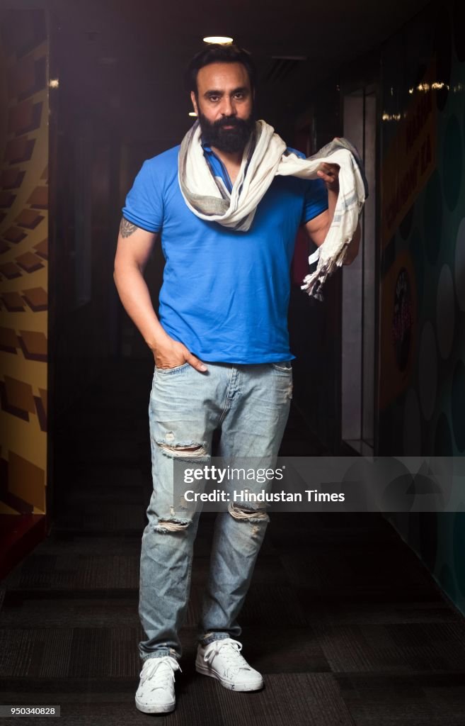 Punjabi singer Babbu Maan poses during an exclusive interview with HT... News Photo - Getty Images Punjabi singer Babbu Maan poses during an exclusive interview with HT... News Photo - Getty Images