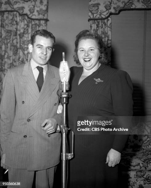 Radio personality and singer Kate Smith for the Fourth War Loan Drive. The 17-hour drive for war bond sales attained more than $100 000 worth....