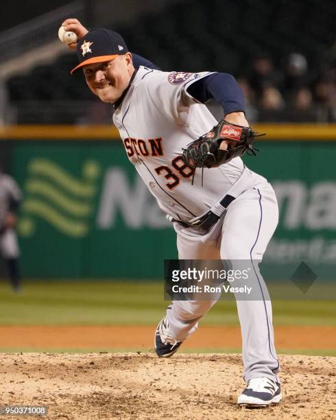 Joe Smith of the Houston Astros pitches against the Chicago White Sox on April 20, 2018 at Guaranteed Rate Field in Chicago, Illinois. Joe Smith
