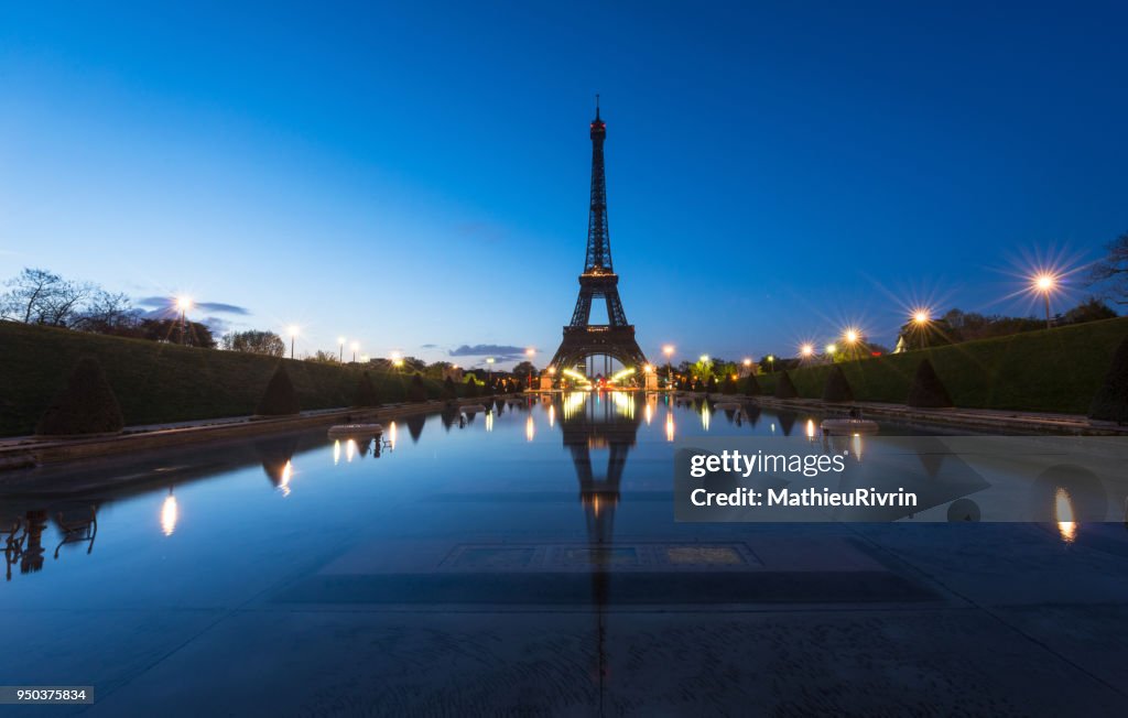 Beginning of the day in Paris and the Eiffel Tower