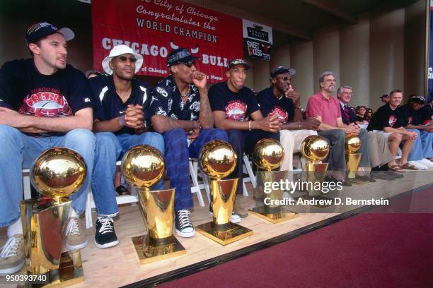 Toni Kukoc#7, Ron Harper, Dennis Rodman, Scottie Pippen, Michael Jordan, and Head Coach Phil Jackson of the Chicago Bulls during the 1998 Chicago...