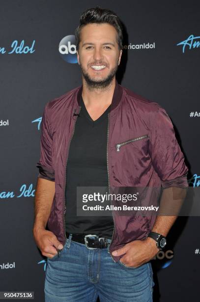 Singer/Judge Luke Bryan arrives at ABC's "American Idol" show on April 23, 2018 in Los Angeles, California.