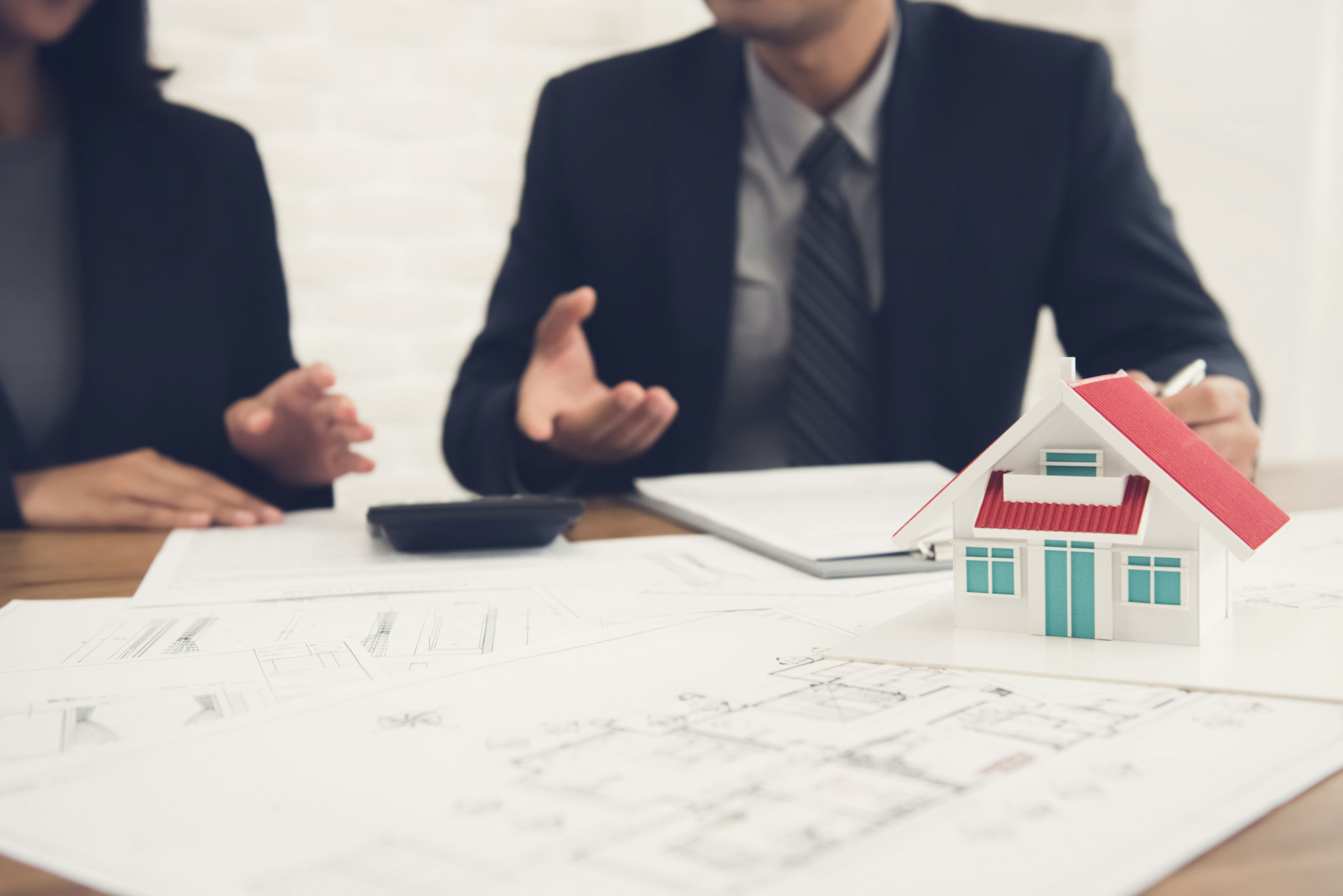 real estate valuer