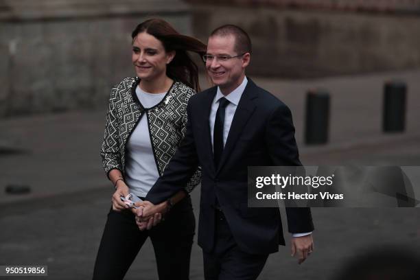 Ricardo Anaya, presidential candidate of the Coalition For Mexico to the Front, arrives with his wife Carolina Martinez to the first Presidential...