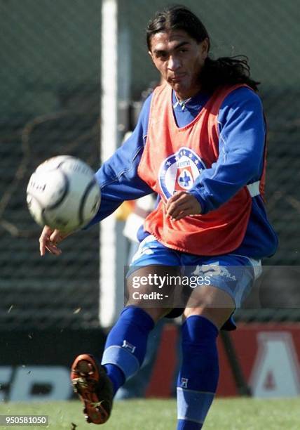 Juan Francisco Palencia of Mexico's Cruz Azul kicks the ball during a training session at the Independiente Club in Buenos Aires, Argentina, 26 June...