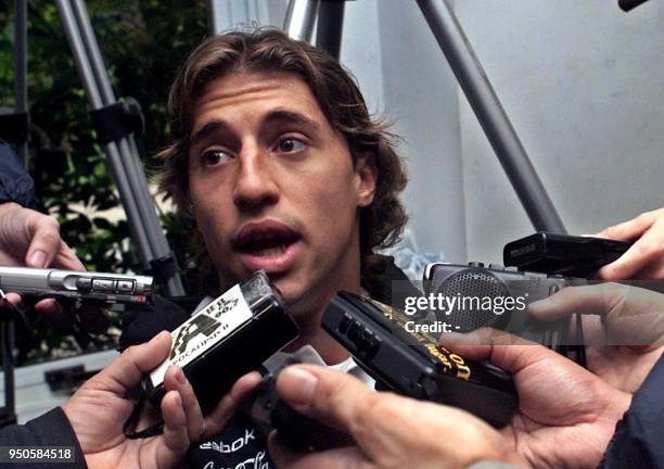 Hernan Crespo, player of the Argentinian soccer team, talks to the press at the Ezeiza sport complex, in Buenos Aires, where his team practices, 01...