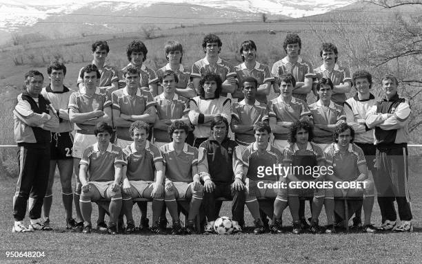 Les joueurs de l'équipe de France de football posent, le 07 mai 1986 à Font-Romeu .