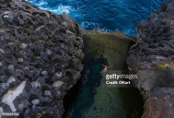 angel's billabong, nusa penida, indonesia - angel island stock pictures, royalty-free photos & images