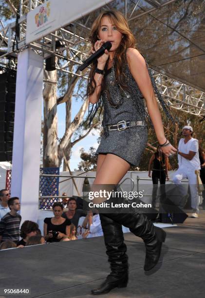 Singer/actress Miley Cyrus attends the A Time for Heroes Celebrity Carnival Sponsored by Disney, benefiting the Elizabeth Glaser Pediatric AIDS...