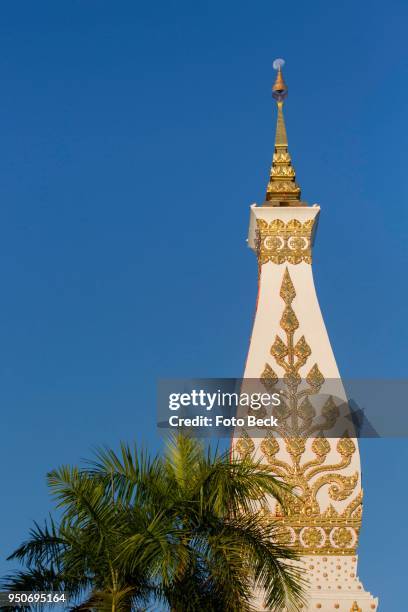 lace of chedi wat phra that phanom decorated with golden ornaments, temple complex in amphoe that phanom, nakhon phanom province, isan, thailand - phanom stock pictures, royalty-free photos & images
