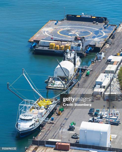 29 Steven Barge Photos & High Res Pictures - Getty Images