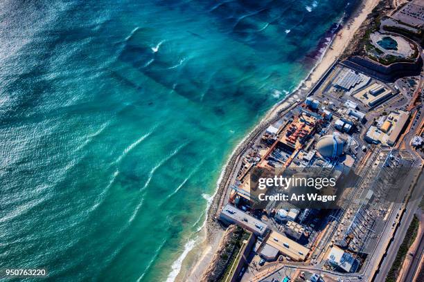 原子力工場航空写真 - nuclear reactor ストックフォトと画像