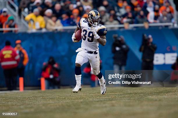 Steven Jackson of the St. Louis Rams rushes against the Chicago Bears at Soldier Field on December 6, 2009 in Chicago, Illinois. The Bears beat the...