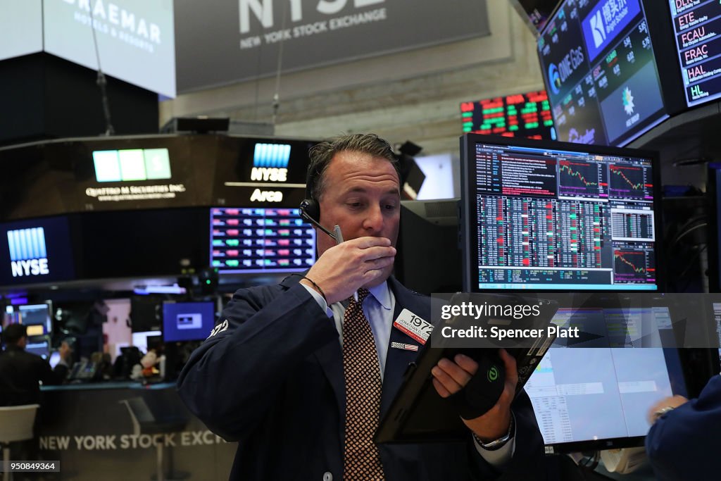 Dow Plunges Over 500 Points As Government Bond Yields Cross 3 Percent Mark